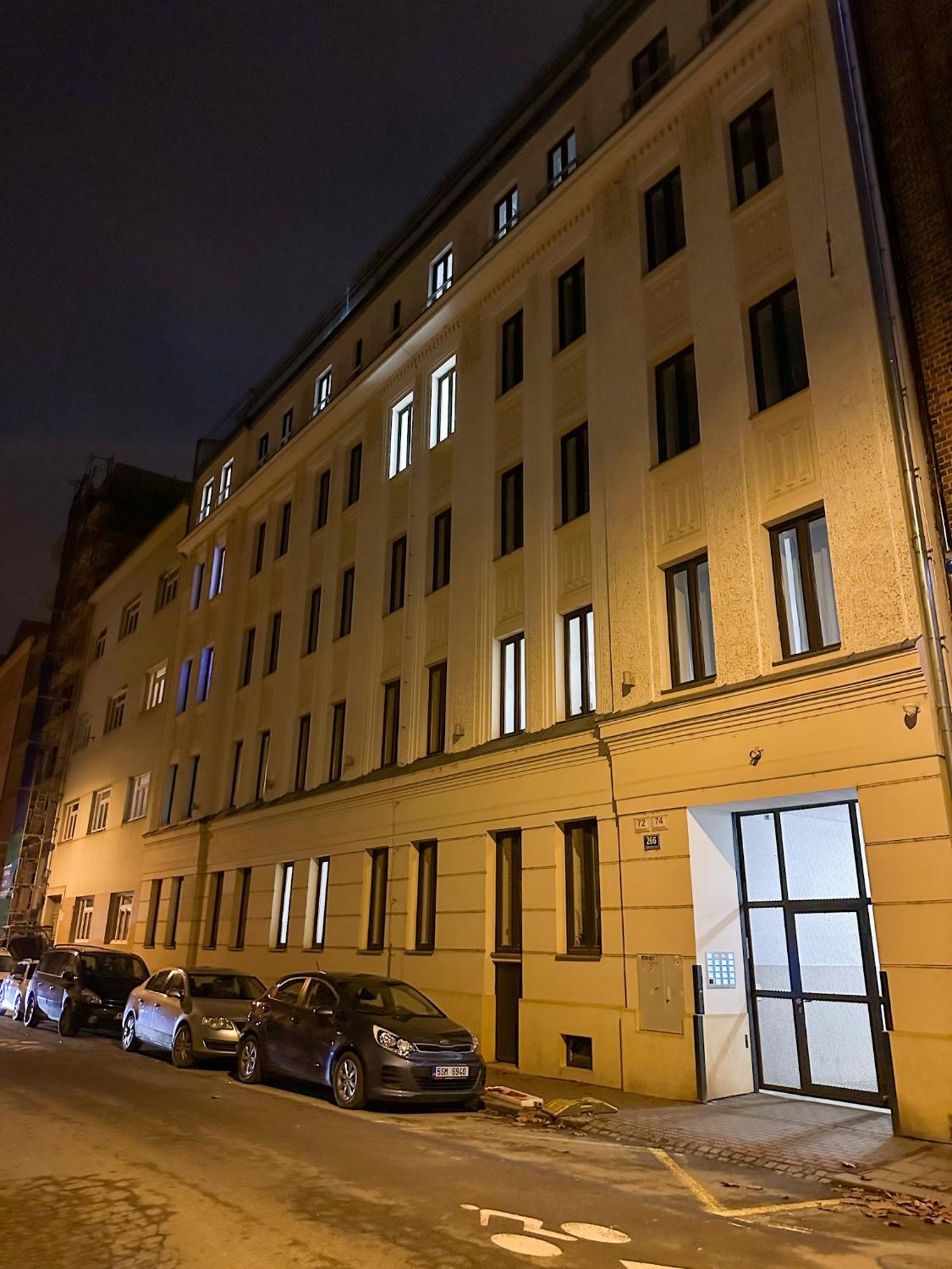 Haas Apartments Downtown With Parking برنو المظهر الخارجي الصورة