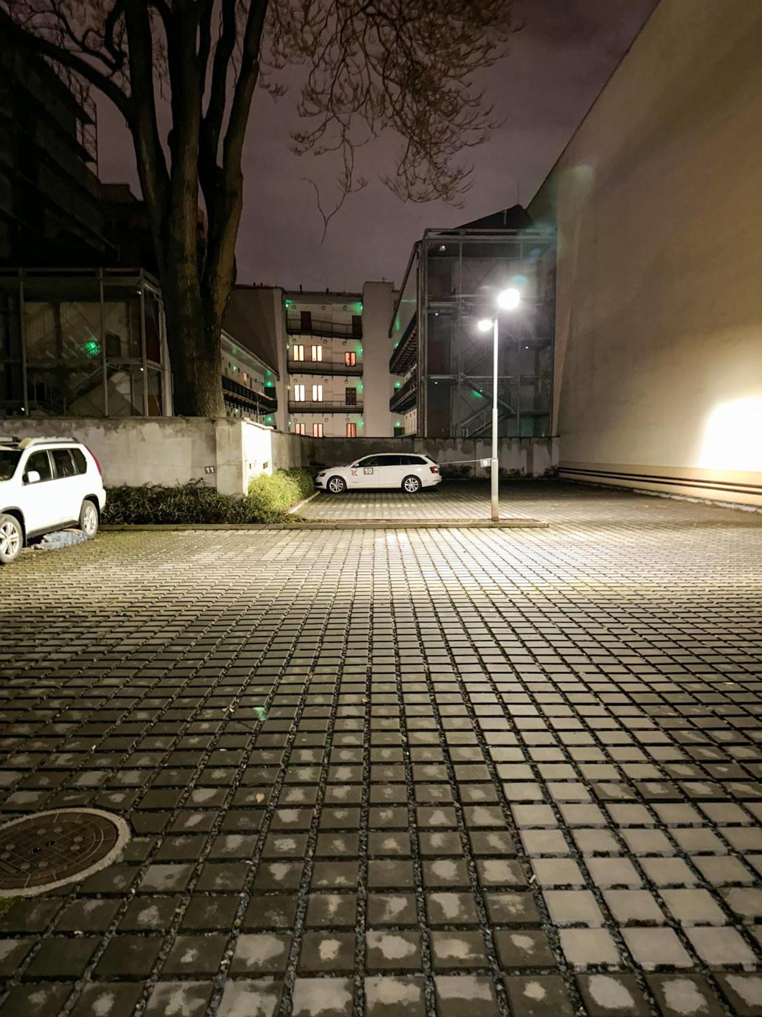 Haas Apartments Downtown With Parking برنو المظهر الخارجي الصورة
